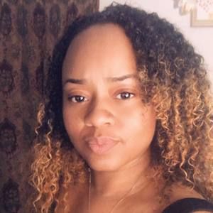 Meet your Posher, Evelyn